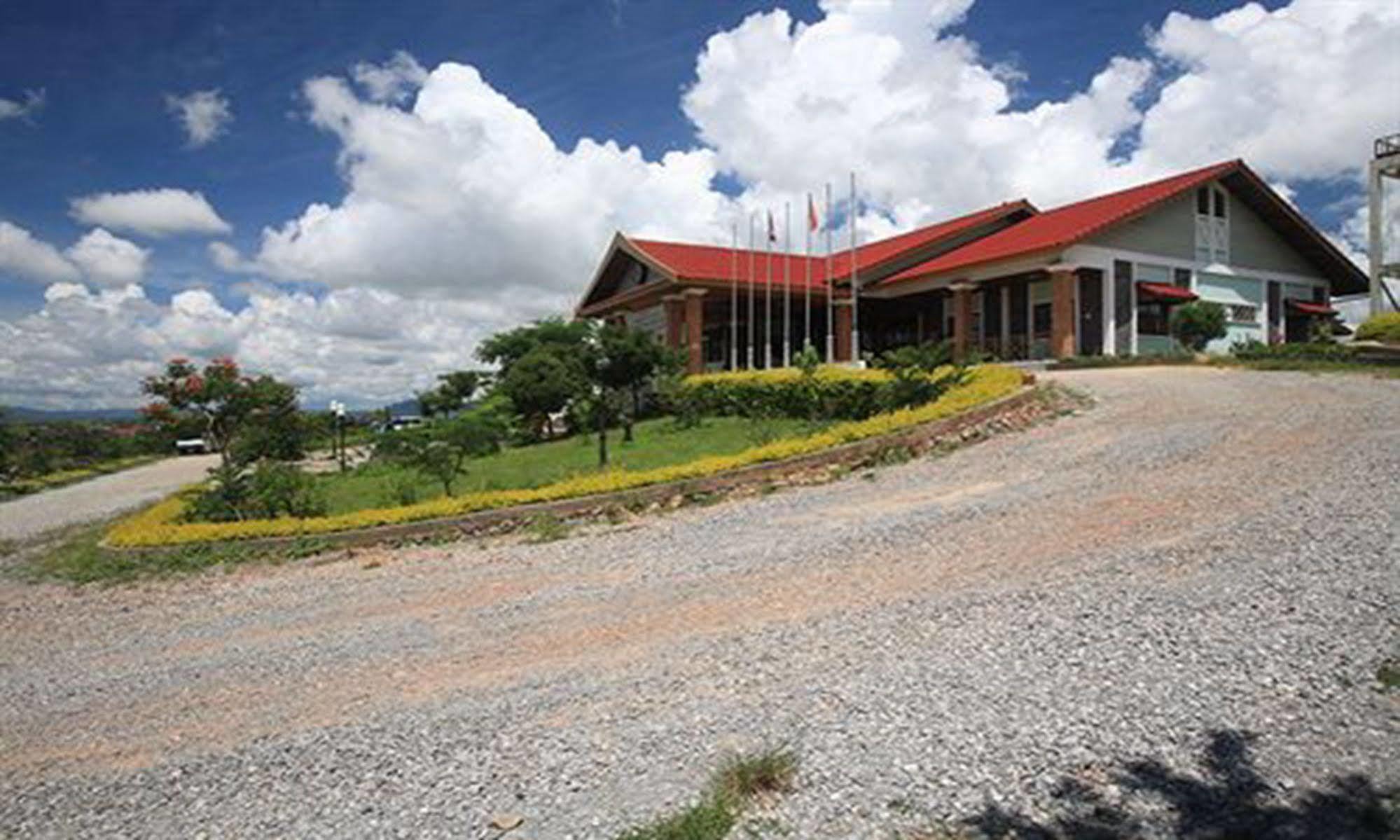 Vansana Plain Of Jars Hotel Muang Phônsavan Exterior foto